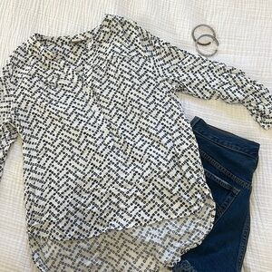 Lucky Brand quarter sleeve half button up shirt